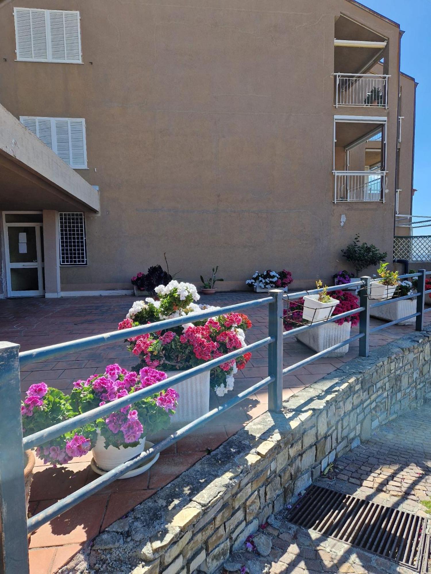 La Finestra Sul Golfo Apartment Ospedaletti Exterior foto